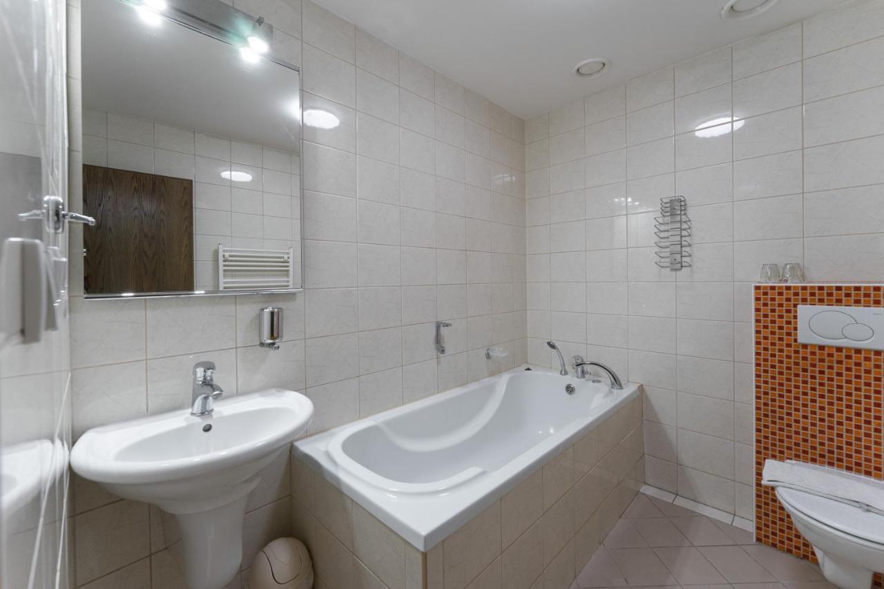 Hotel Amco Zábřeh エクステリア 写真