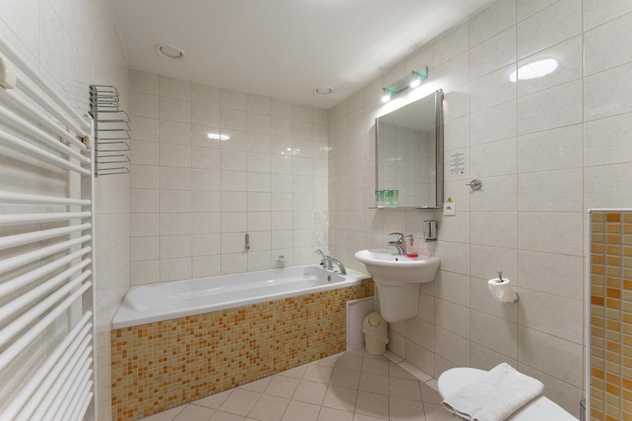 Hotel Amco Zábřeh エクステリア 写真