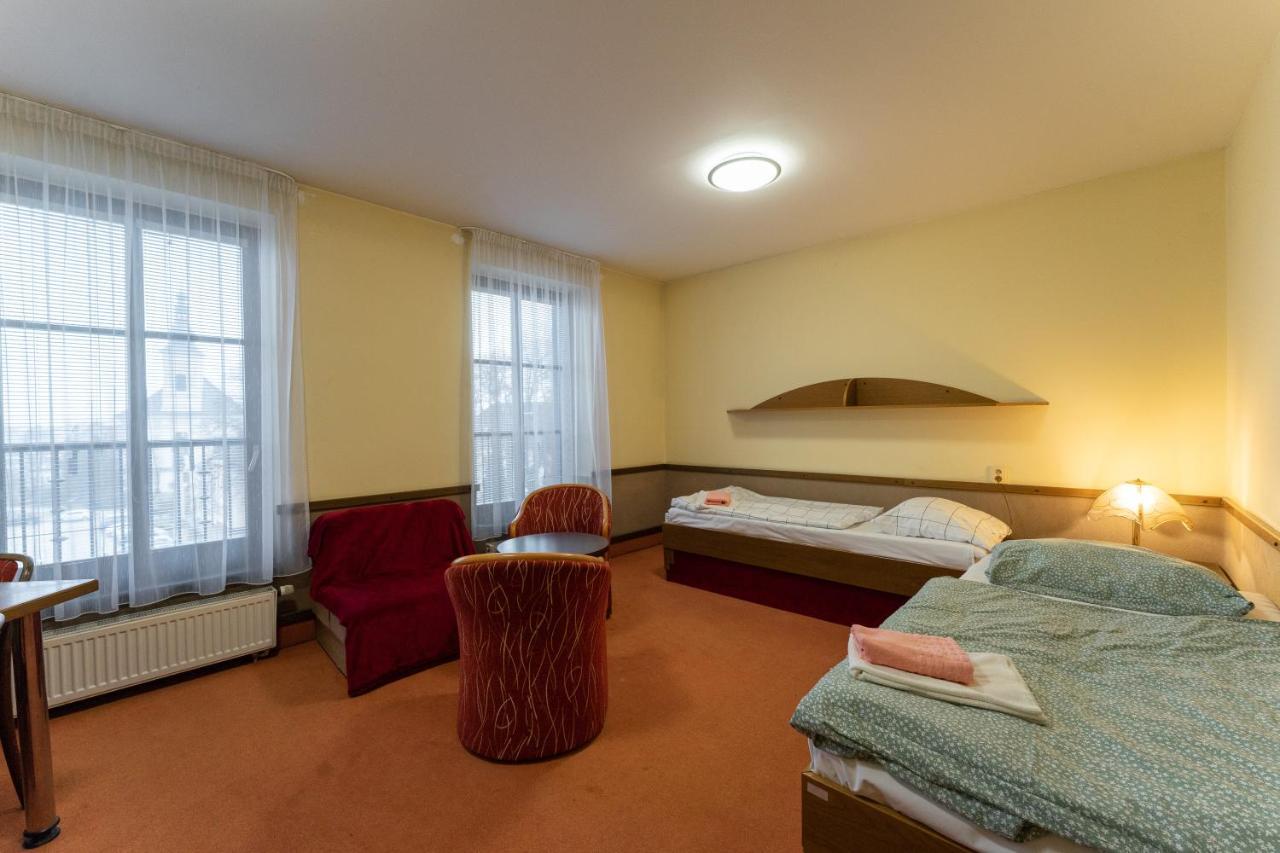 Hotel Amco Zábřeh エクステリア 写真