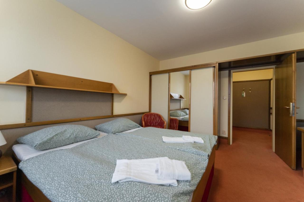 Hotel Amco Zábřeh エクステリア 写真