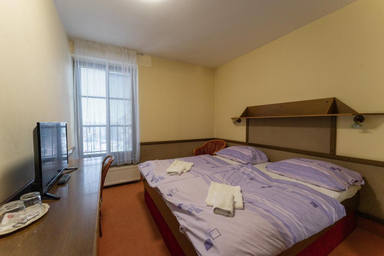 Hotel Amco Zábřeh エクステリア 写真